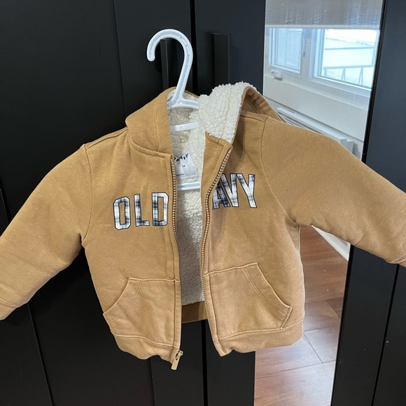 Costume H&M , Jacket from Shein , Sweater from Oldnavy - Picture 6 of 8